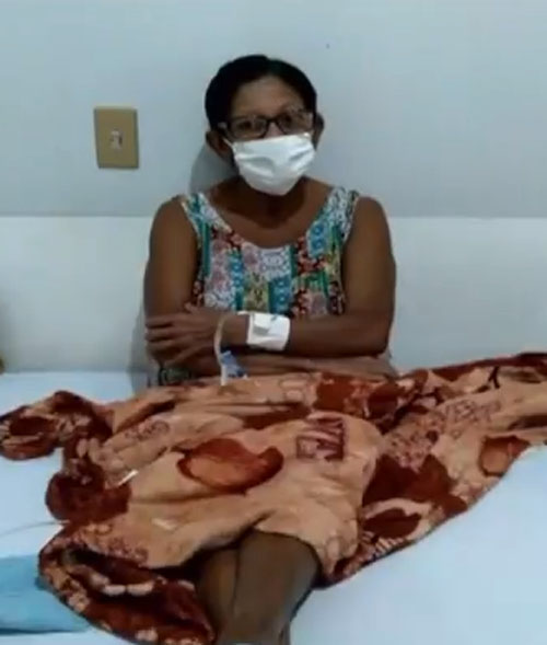 Maria das Graças Santa, de 63 anos, a espera de urgente cirurgia (Imagens da TV Anhanguera)