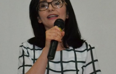 Regiane Cândido, coordenadora de educação, anunciou as medidas neste domingo