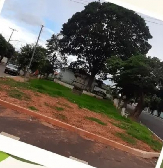 Praça a ser beneficiada com recurso que a Câmara de Ivolândia economizou